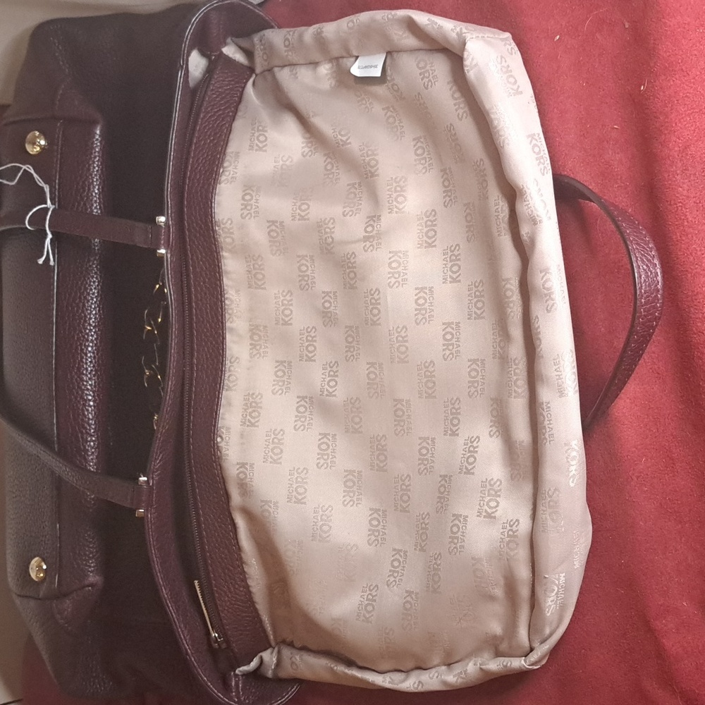 Michael Kors Burgundy/Merlot Pebble Leather Shoulder/Sat… - Picture 14 of 15